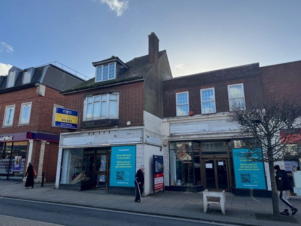 116 – 118 High Street, Hornchurch