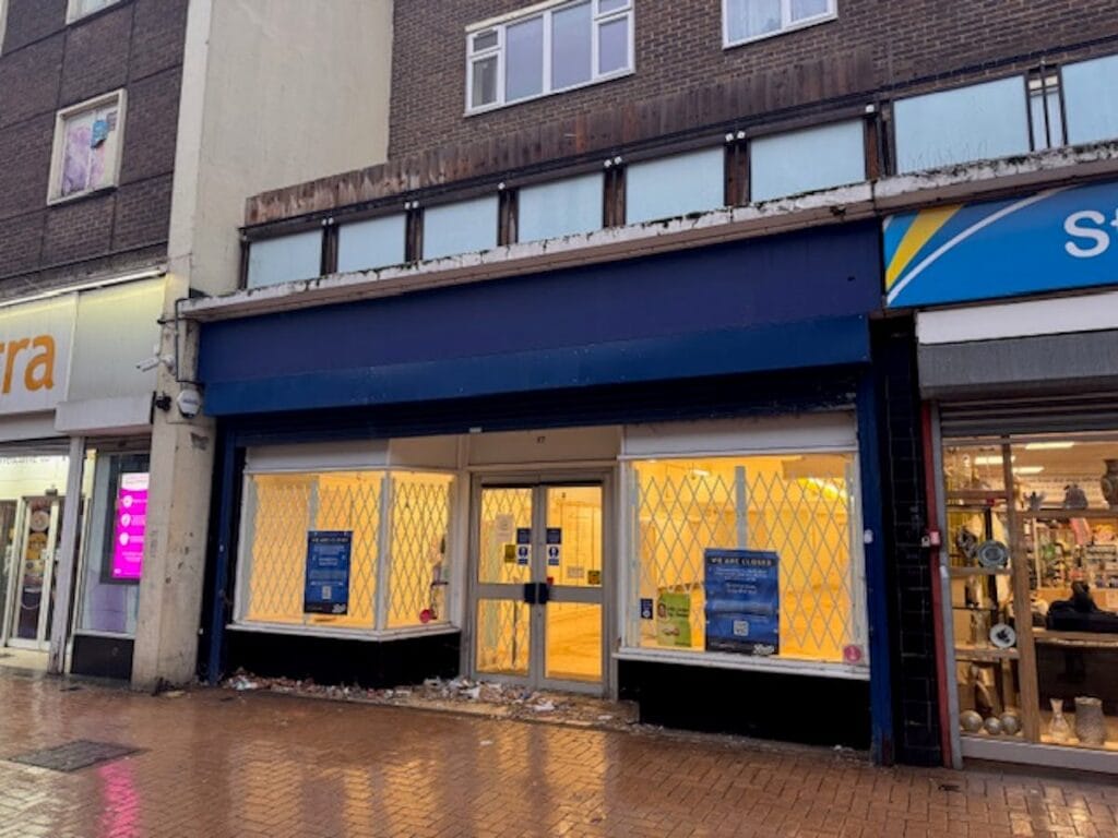 17 Derwent Parade, South Ockendon